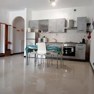 Airport House Mariel Apartment